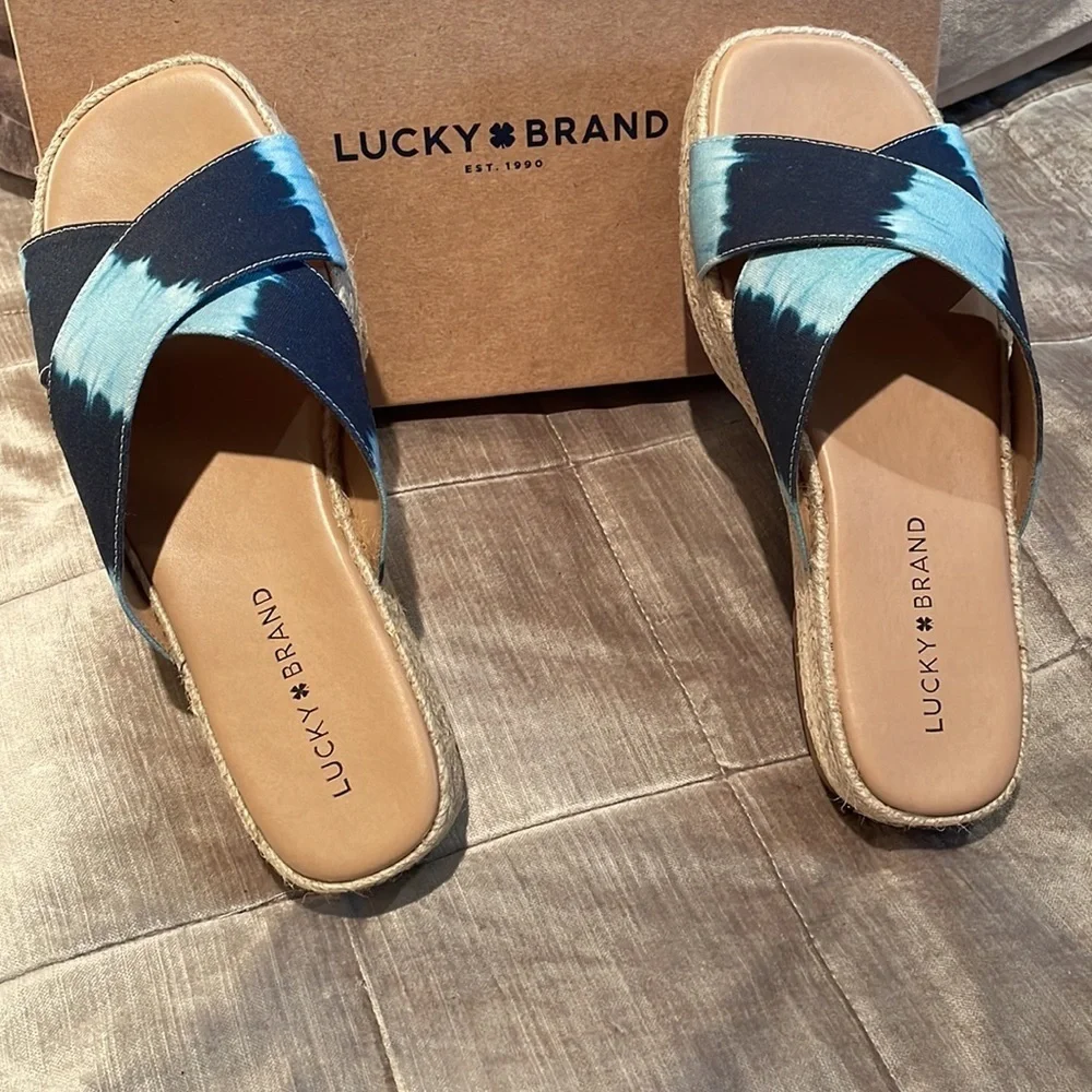 LUCKY BRAND Denim Tie Dye Espadrille Sandals Blue Ombré NWOTS - Picture 2 of 10